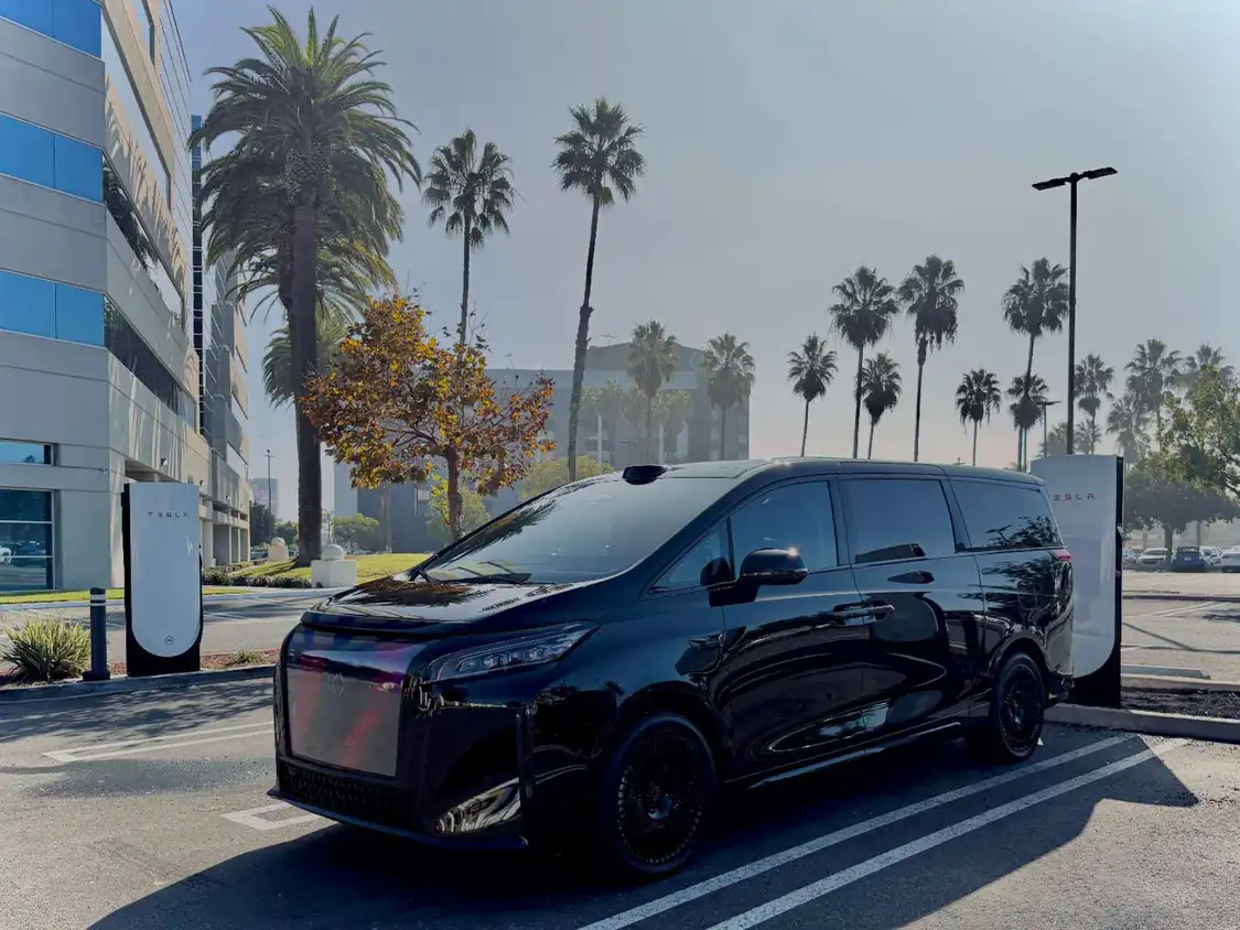 贾跃亭喊话马斯克：愿与特斯拉在FSD上展开合作